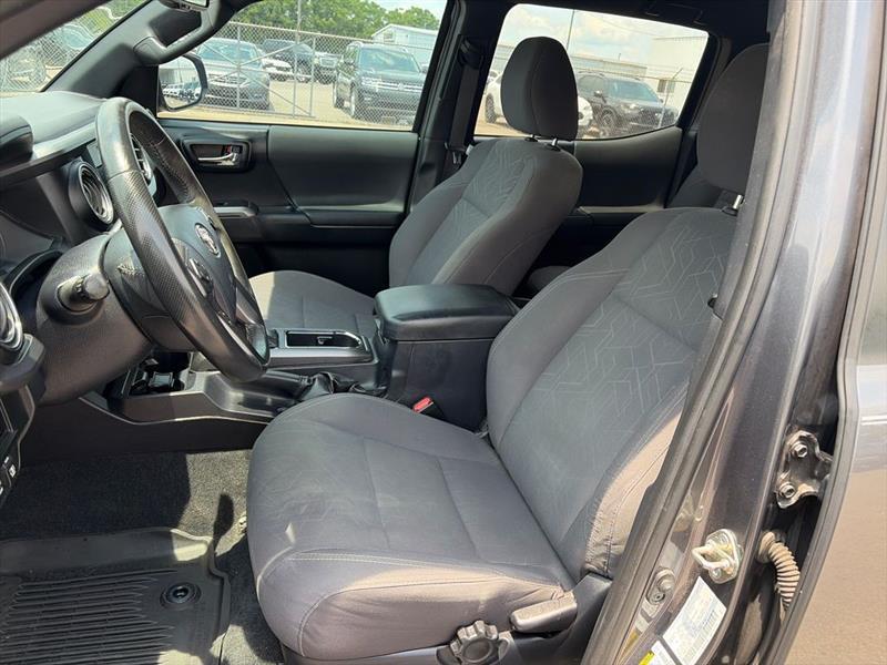 Toyota Tacoma SR5 Double Cab Long Bed V6 6AT 4WD 2017