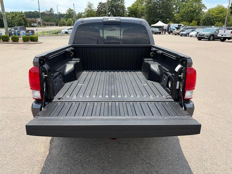 Toyota Tacoma SR5 Double Cab Long Bed V6 6AT 4WD 2017