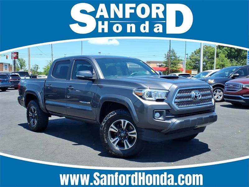 Toyota Tacoma SR5 Double Cab Long Bed V6 6AT 4WD 2017