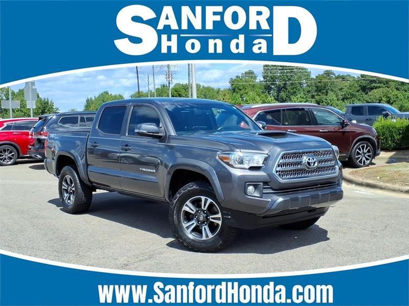 2017 Toyota Tacoma SR5 Double Cab Long Bed V6 6AT 4WD