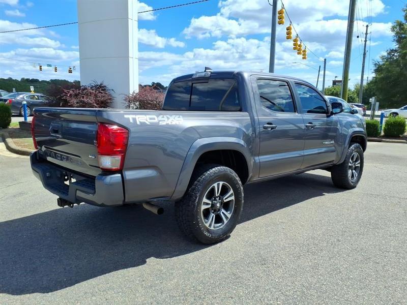 Toyota Tacoma SR5 Double Cab Long Bed V6 6AT 4WD 2017