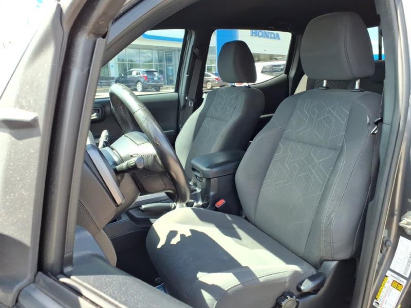 Toyota Tacoma SR5 Double Cab Long Bed V6 6AT 4WD 2017