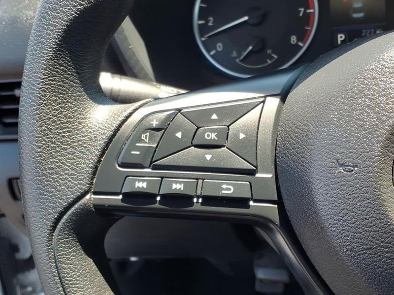 Nissan Sentra S 2024