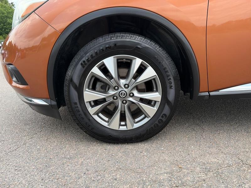 Nissan Murano SV 2015