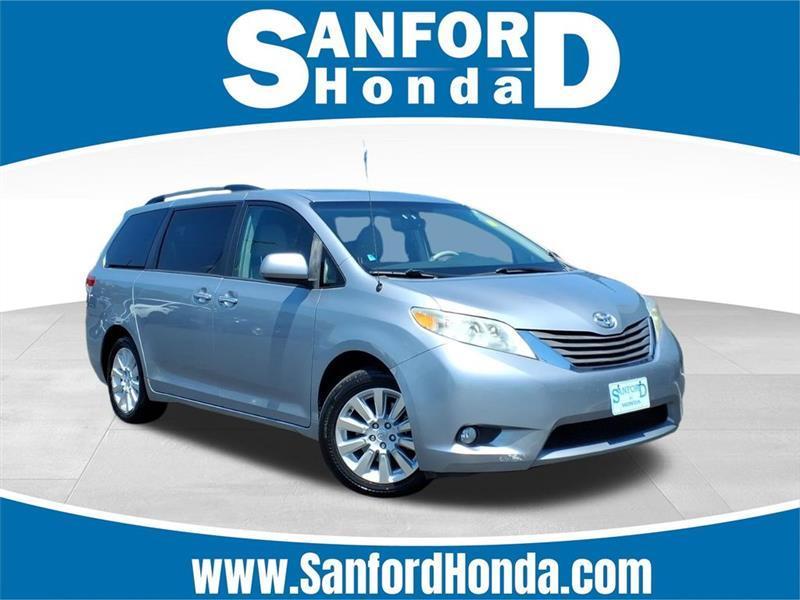 2014 Toyota Sienna Limited AWD 7-Passenger V6