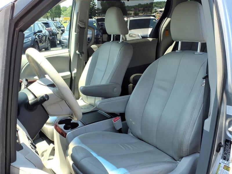 Used 2014 Toyota Sienna XLE with VIN 5TDDK3DC0ES077988 for sale in Sanford, NC