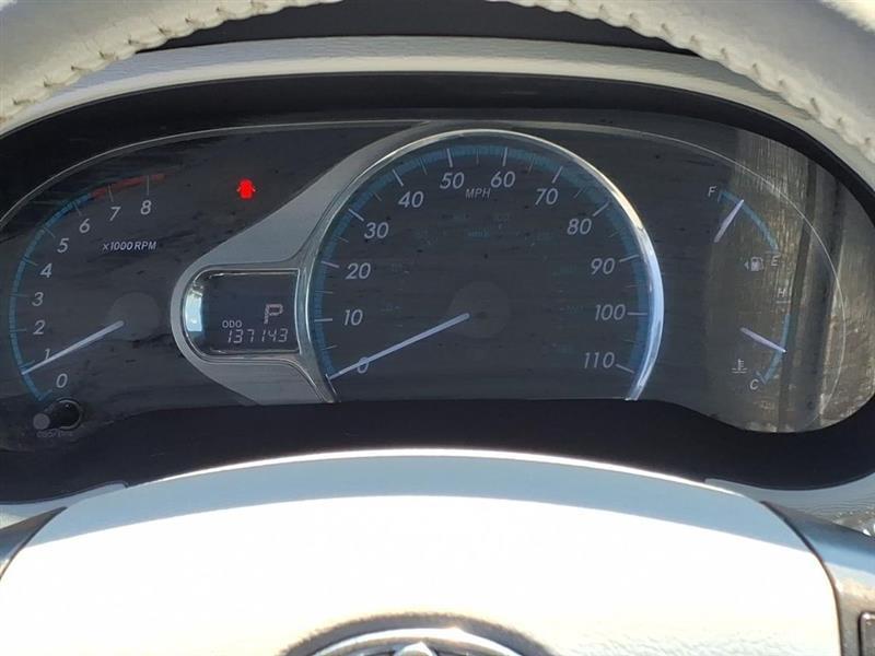 Toyota Sienna Limited AWD 7-Passenger V6 2014