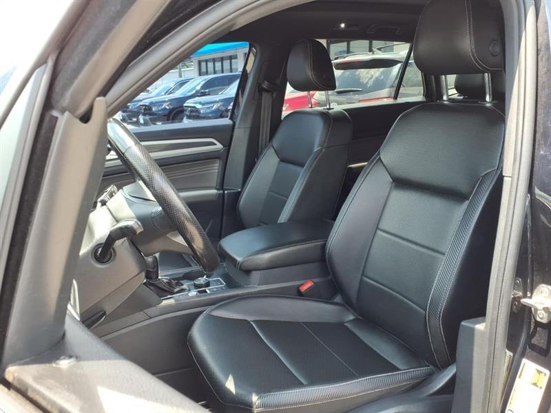 Volkswagen Atlas Cross Sport V6 SE w/Technology R-Line 4MOTION 2021