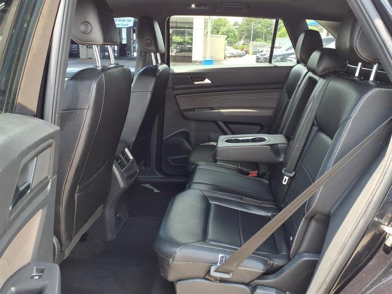 Volkswagen Atlas Cross Sport V6 SE w/Technology R-Line 4MOTION 2021