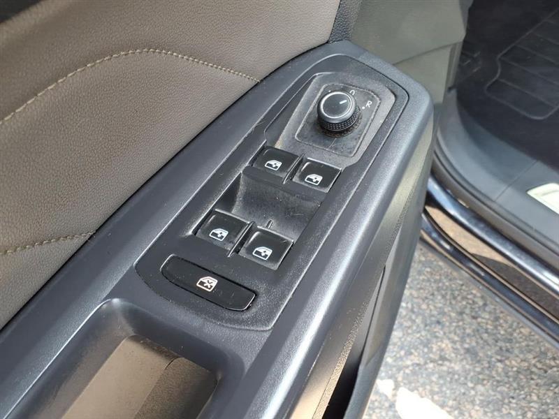 Volkswagen Atlas Cross Sport V6 SE w/Technology R-Line 4MOTION 2021