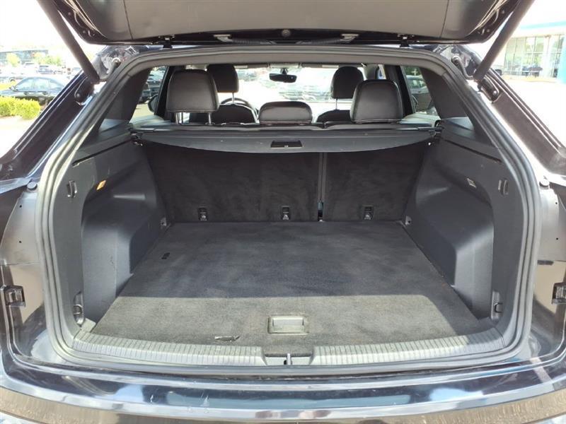 Volkswagen Atlas Cross Sport V6 SE w/Technology R-Line 4MOTION 2021