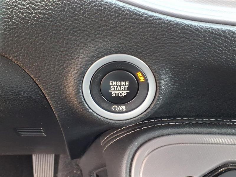 Dodge Challenger SXT 2023