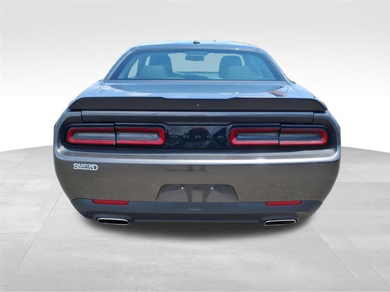 Dodge Challenger SXT 2023