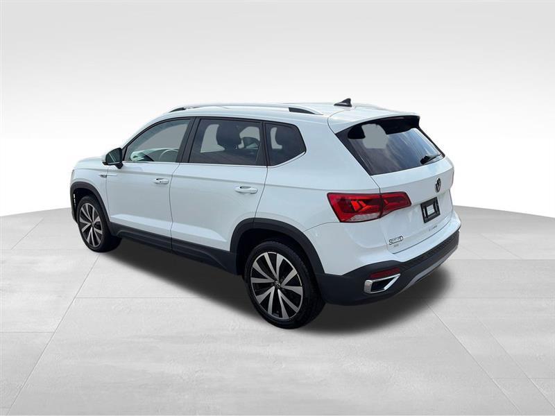 Volkswagen Taos SE 2024