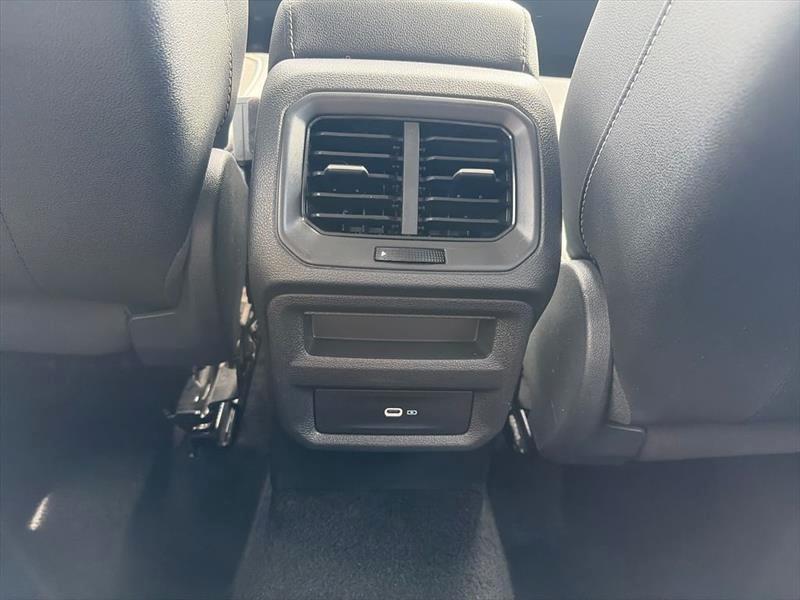 Volkswagen Taos SE 2024