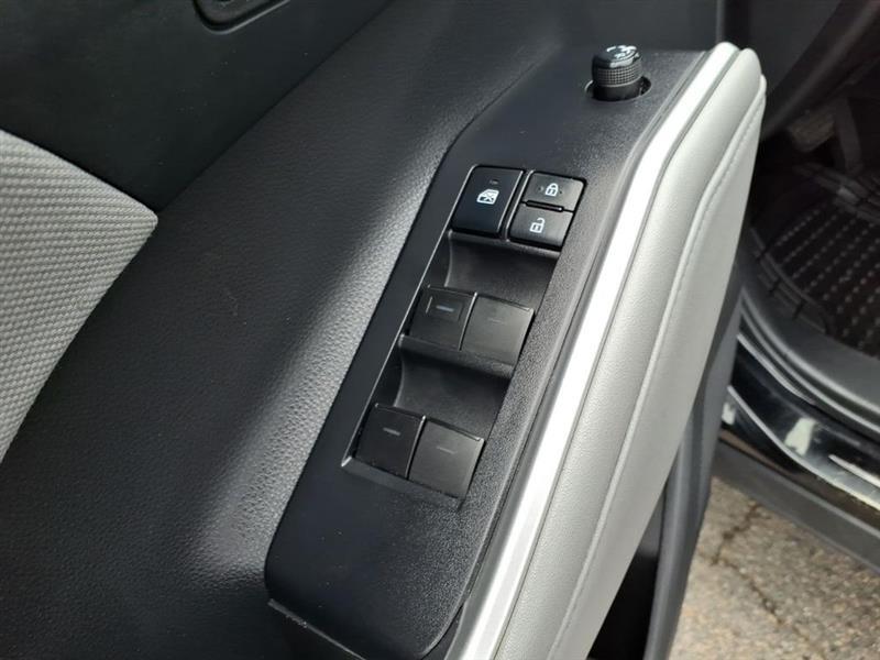 Toyota Highlander LE AWD V6 2022