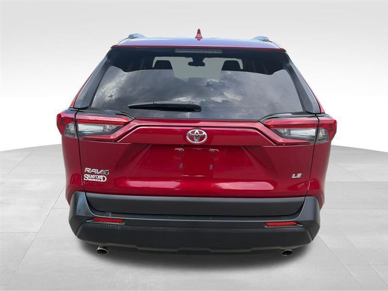Toyota RAV4 LE 2019
