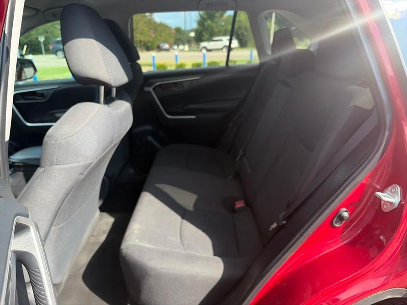 Toyota RAV4 LE 2019