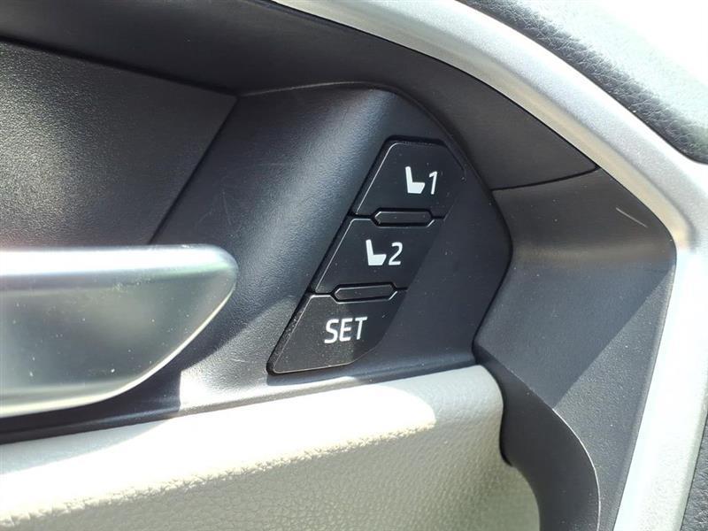 Toyota RAV4 Hybrid XLE Premium 2022