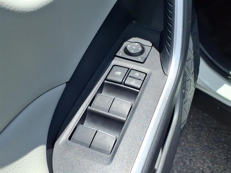 Toyota RAV4 Hybrid XLE Premium 2022