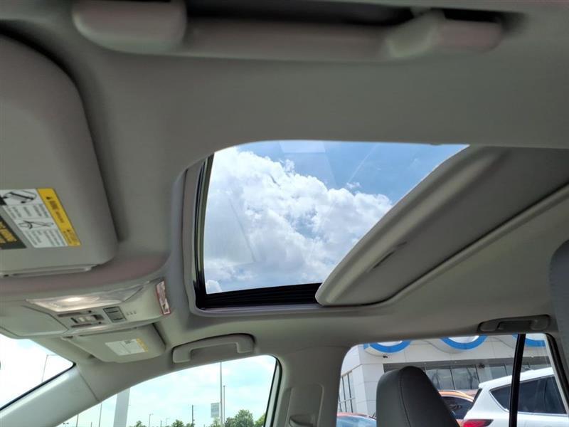Toyota RAV4 Hybrid XLE Premium 2022