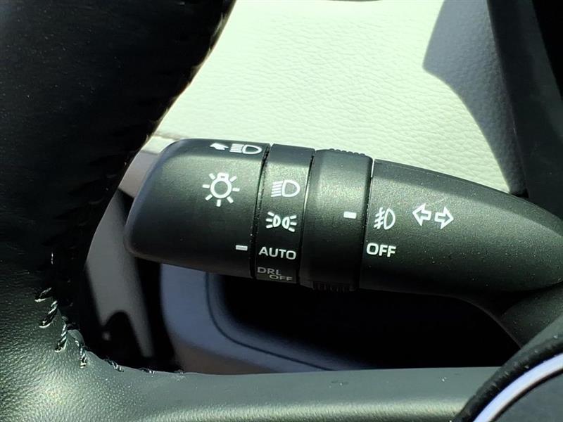 Toyota RAV4 Hybrid XLE Premium 2022