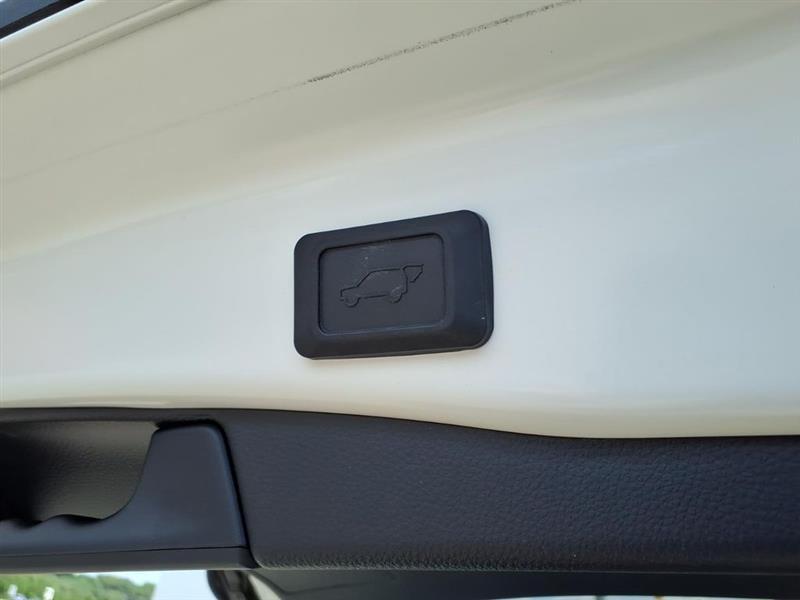 Toyota RAV4 Hybrid XLE Premium 2022