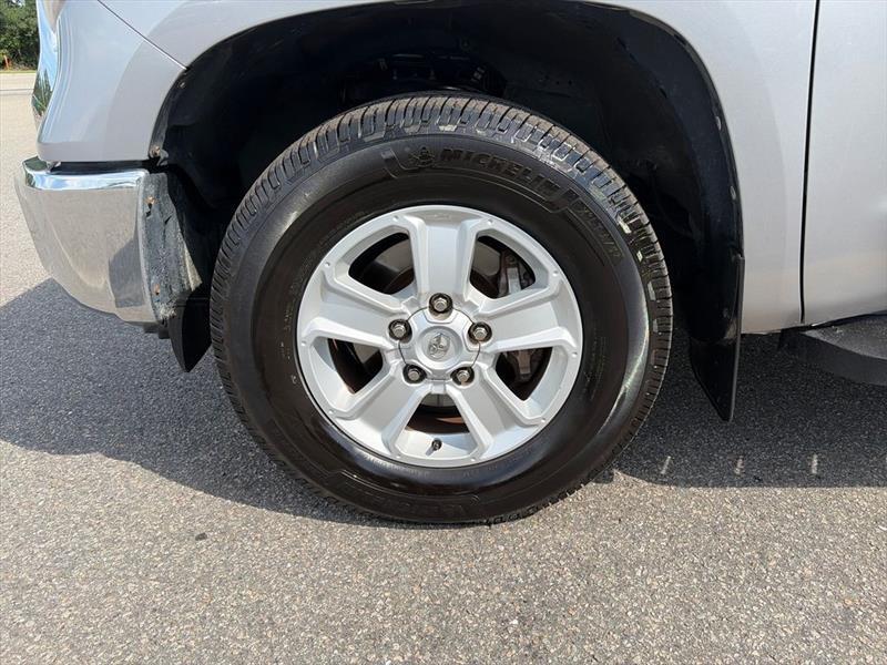 Toyota Tundra SR5 5.7L V8 FFV CrewMax 2WD 2016