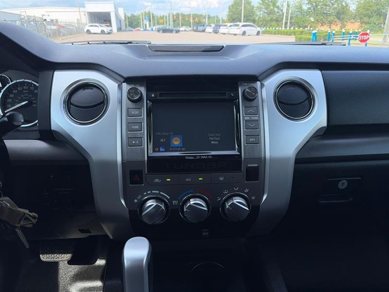 Toyota Tundra SR5 5.7L V8 FFV CrewMax 2WD 2016
