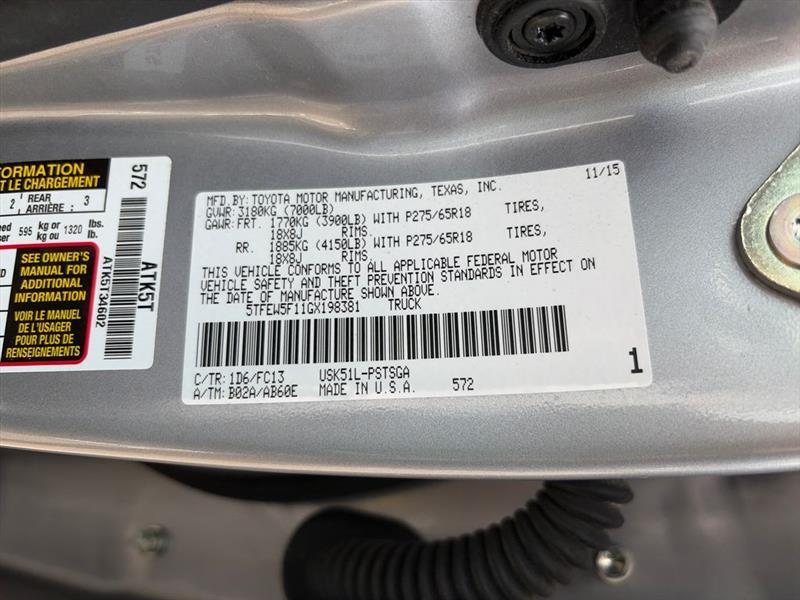 Toyota Tundra SR5 5.7L V8 FFV CrewMax 2WD 2016