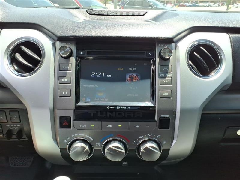 Toyota Tundra SR5 5.7L V8 FFV CrewMax 2WD 2016