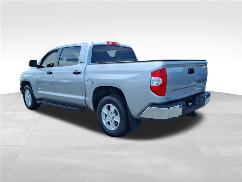 Toyota Tundra SR5 5.7L V8 FFV CrewMax 2WD 2016