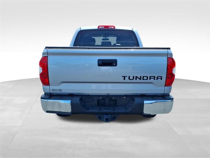 Toyota Tundra SR5 5.7L V8 FFV CrewMax 2WD 2016
