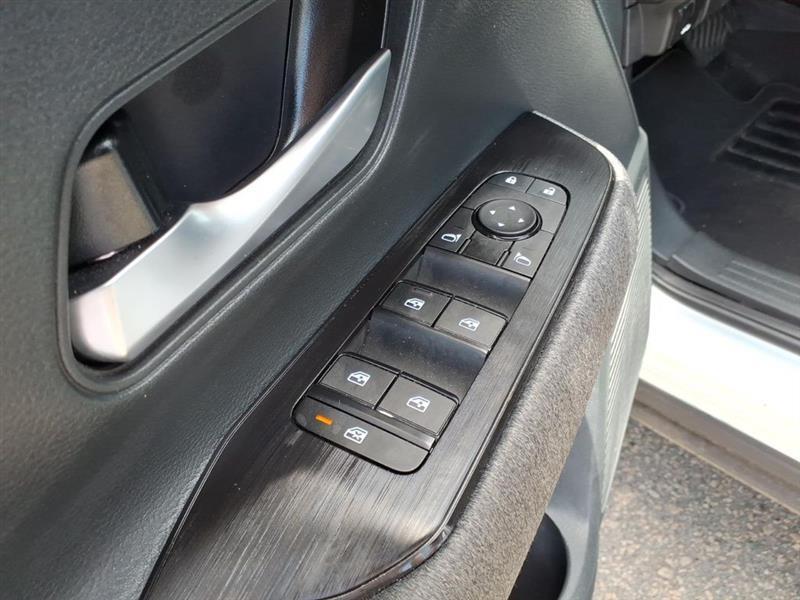 Nissan Kicks SV 4WD 2025