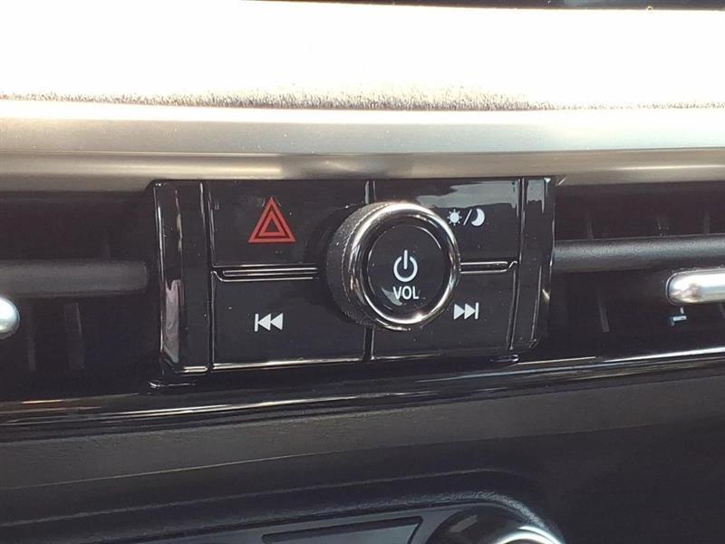 Nissan Kicks SV 4WD 2025