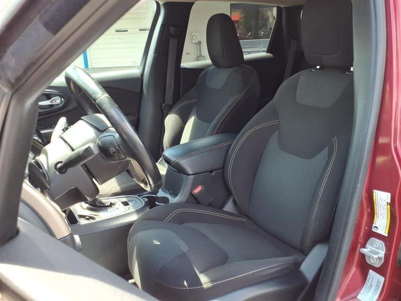 Jeep Cherokee Latitude FWD 2016