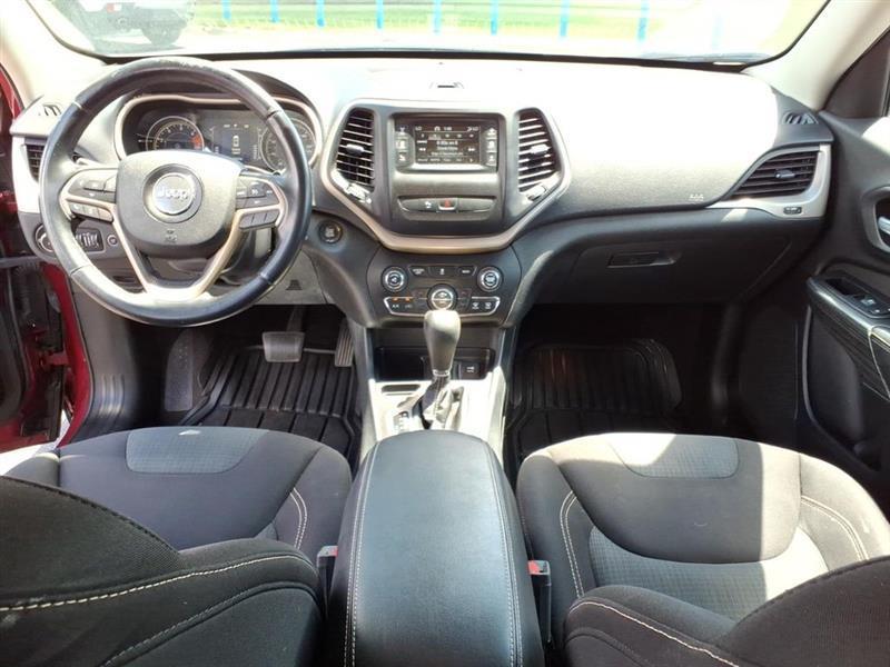 Jeep Cherokee Latitude FWD 2016