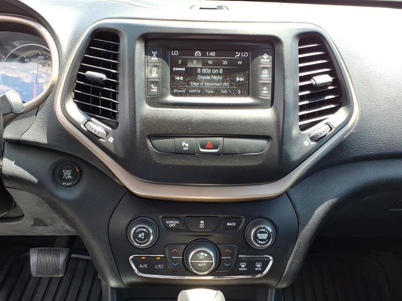Jeep Cherokee Latitude FWD 2016