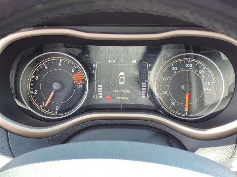 Jeep Cherokee Latitude FWD 2016