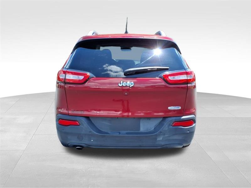 Jeep Cherokee Latitude FWD 2016