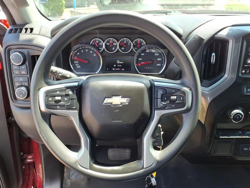 Chevrolet Silverado 1500 Custom Crew Cab Long Box 4WD 2021