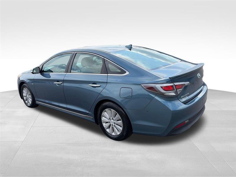 Hyundai Sonata Hybrid Base 2016