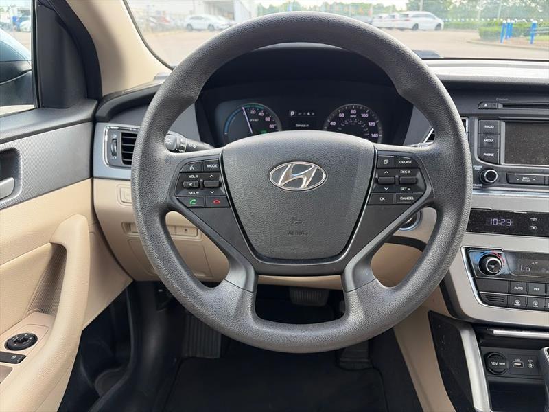 Hyundai Sonata Hybrid Base 2016