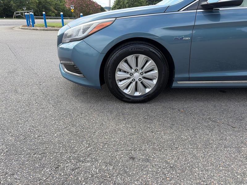 Hyundai Sonata Hybrid Base 2016