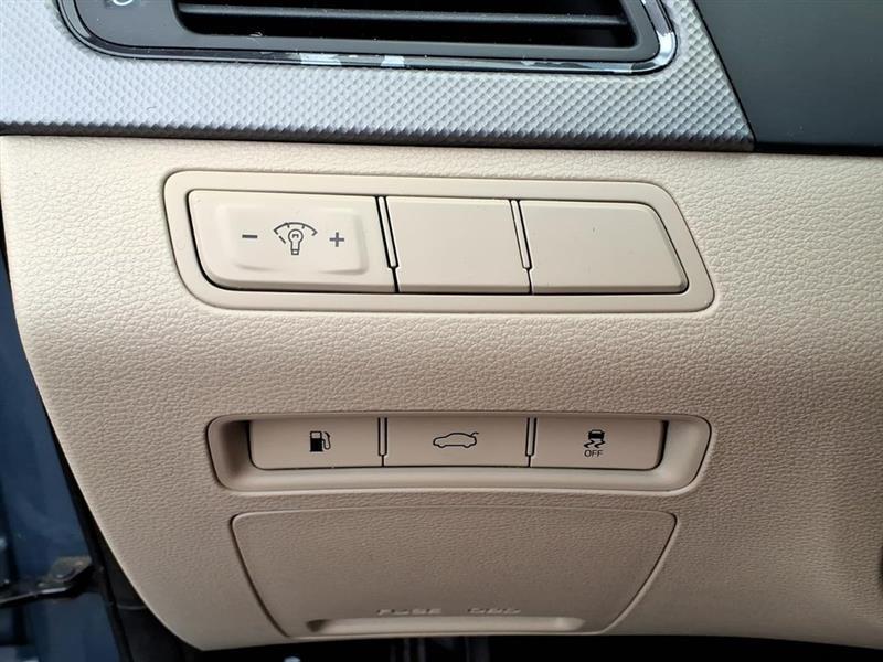 Hyundai Sonata Hybrid Base 2016