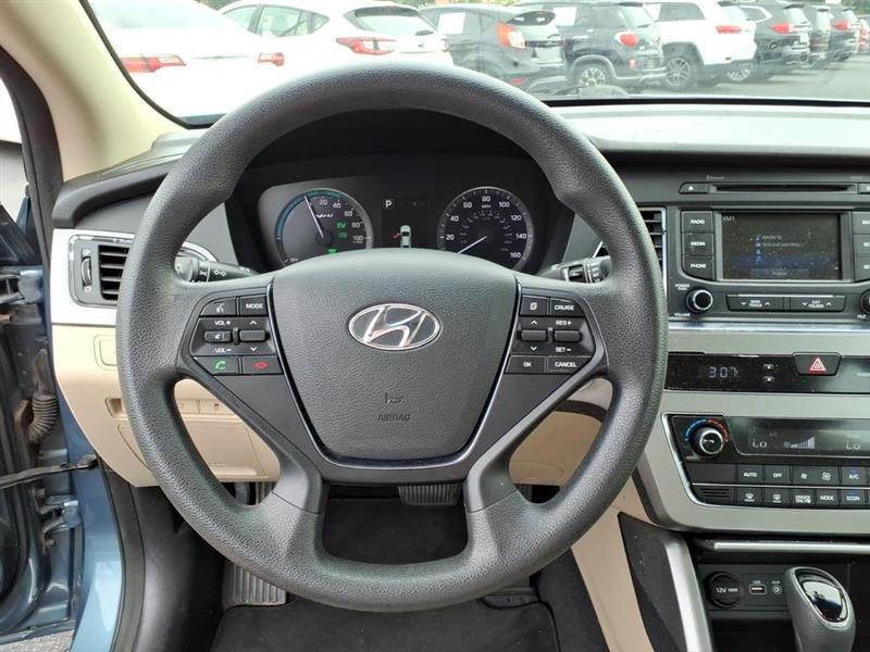 Hyundai Sonata Hybrid Base 2016