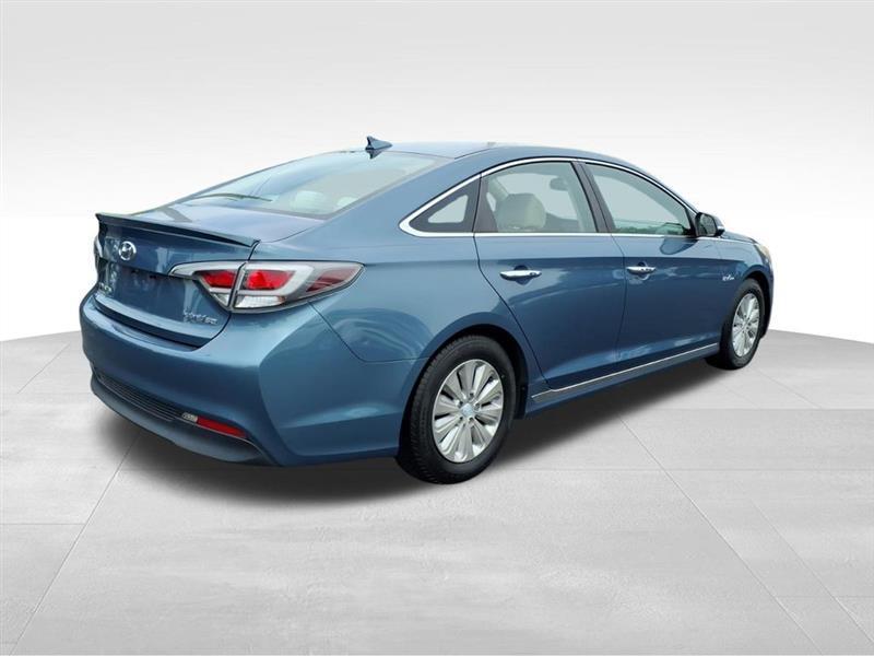 Hyundai Sonata Hybrid Base 2016