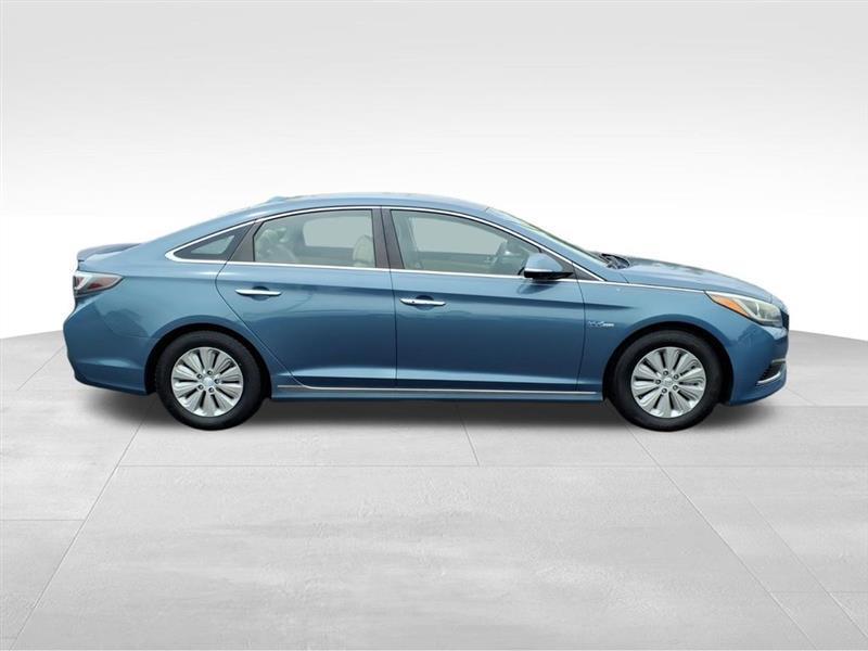 Hyundai Sonata Hybrid Base 2016