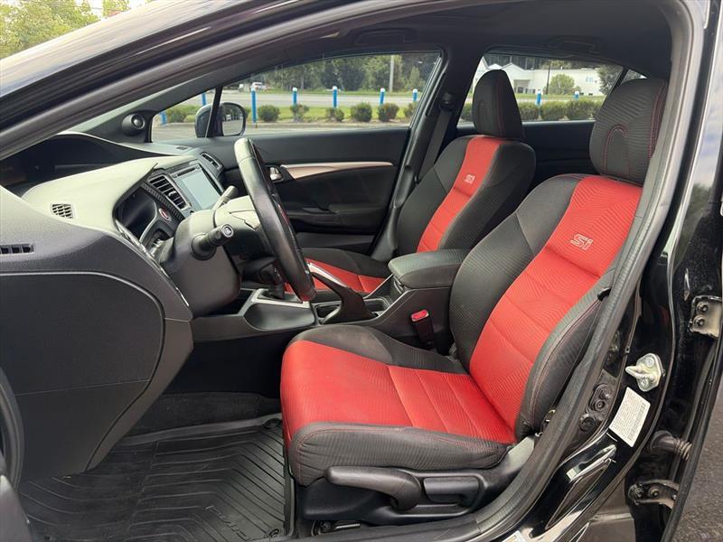 Honda Civic Si Sedan 6-Speed MT 2015