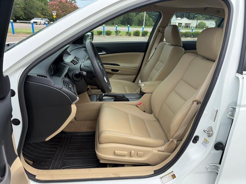Honda Accord SE Sedan AT 2012